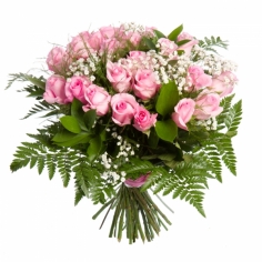 Букет из нежно-розовых роз с гипсофилой и зеленью